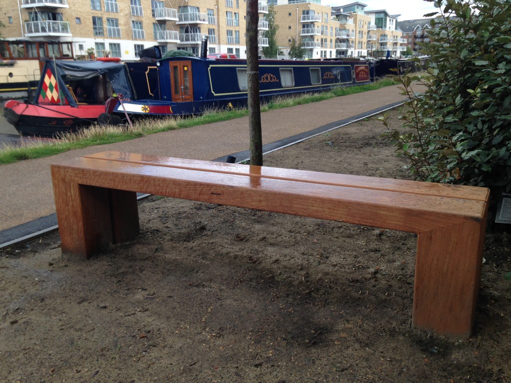 Brentford Lock redevelopment utlising hardwood bollards and street furniture for the public realm